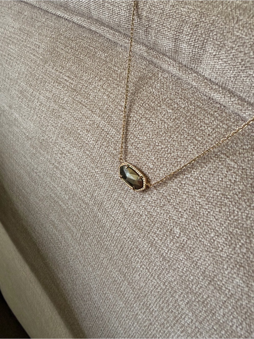 Kendall Scott Gold Necklace with Pendant